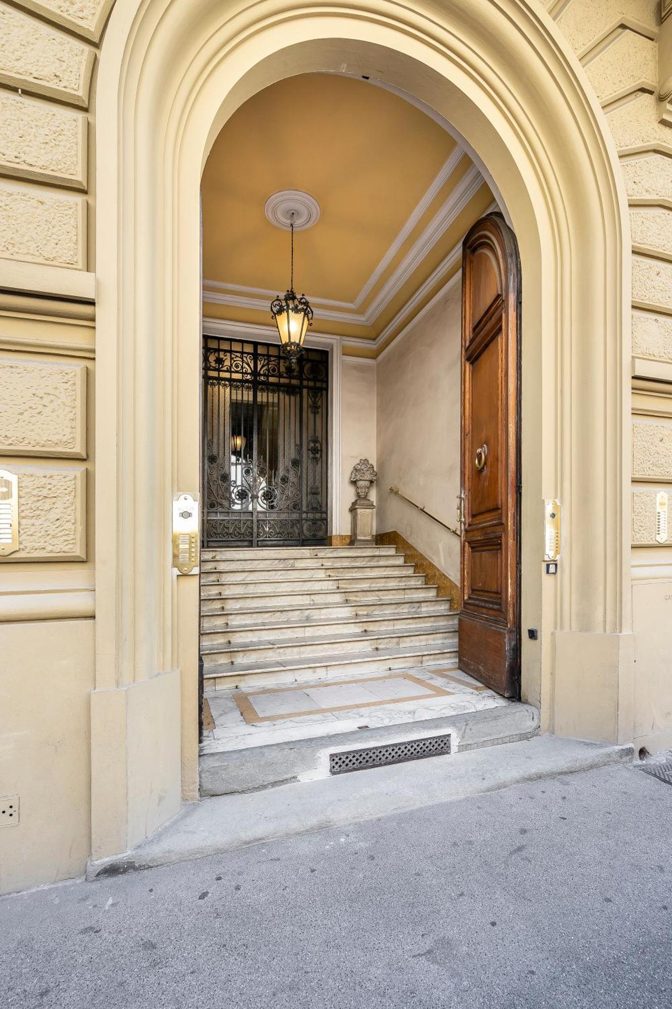 San Marco White Appartamento Luxury Con Garage Su Richiesta Florencie Exteriér fotografie
